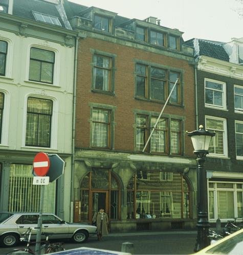 Het huis van l'Abri aan de rand van de binnenstad